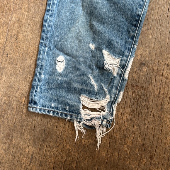 Rivet & thread distressed jeans - Picture 2 of 3